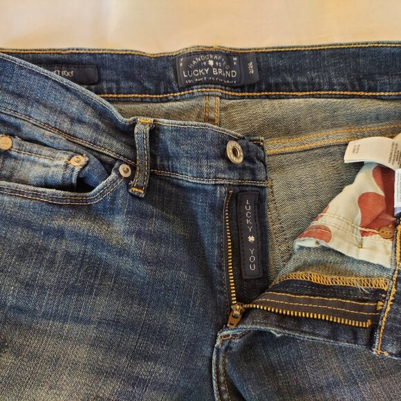 Pre-Loved Women's Lucky Brand Jeans-Size 2/26 - Picture 5 of 8
